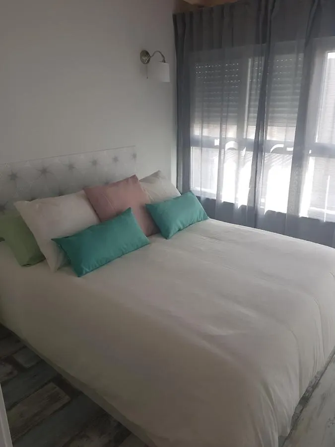 アパート Apt 6 - Apartamento En La Playa De El Palo マラガ
