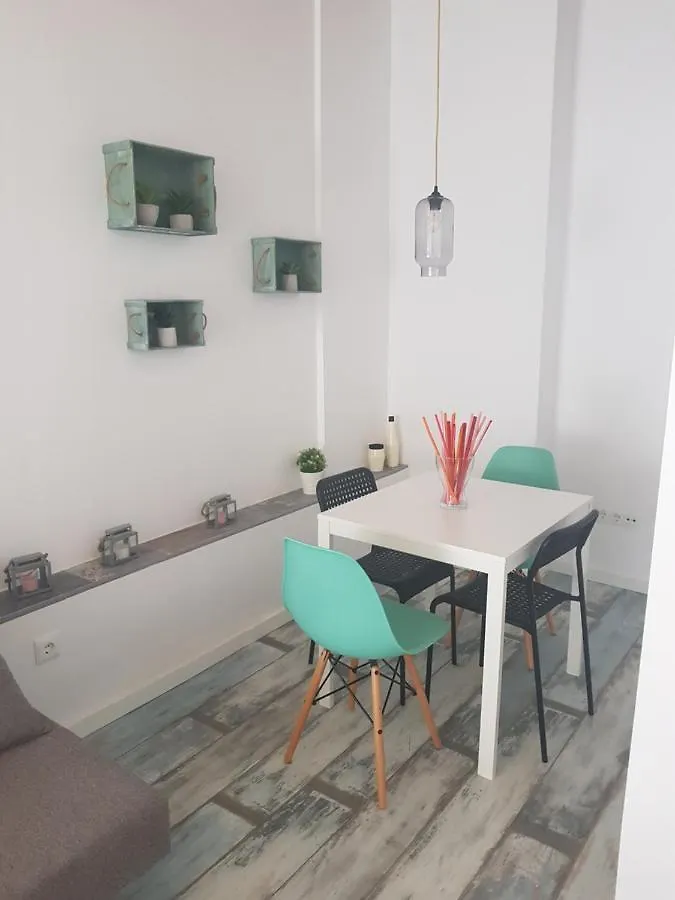 Apt 6 - Apartamento En La Playa De El Palo Málaga