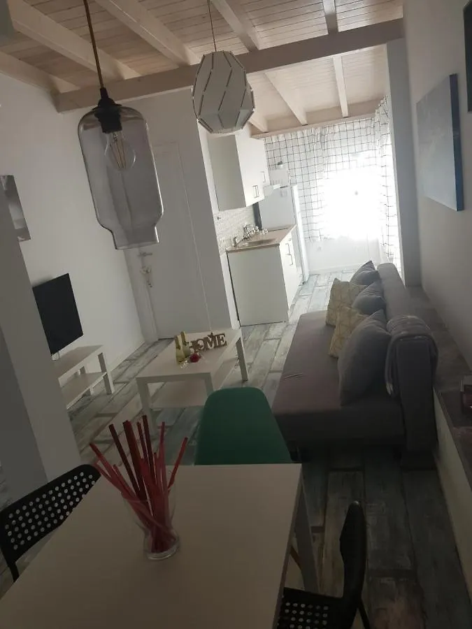 Apt 6 - Apartamento En La Playa De El Palo Málaga Spanien